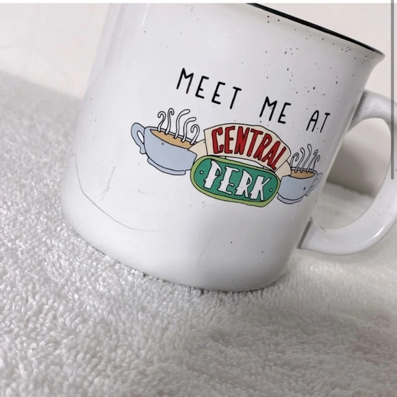 FRIENDS Meet Me At Central Perk Ceramic Mug - Picture 2 of 12